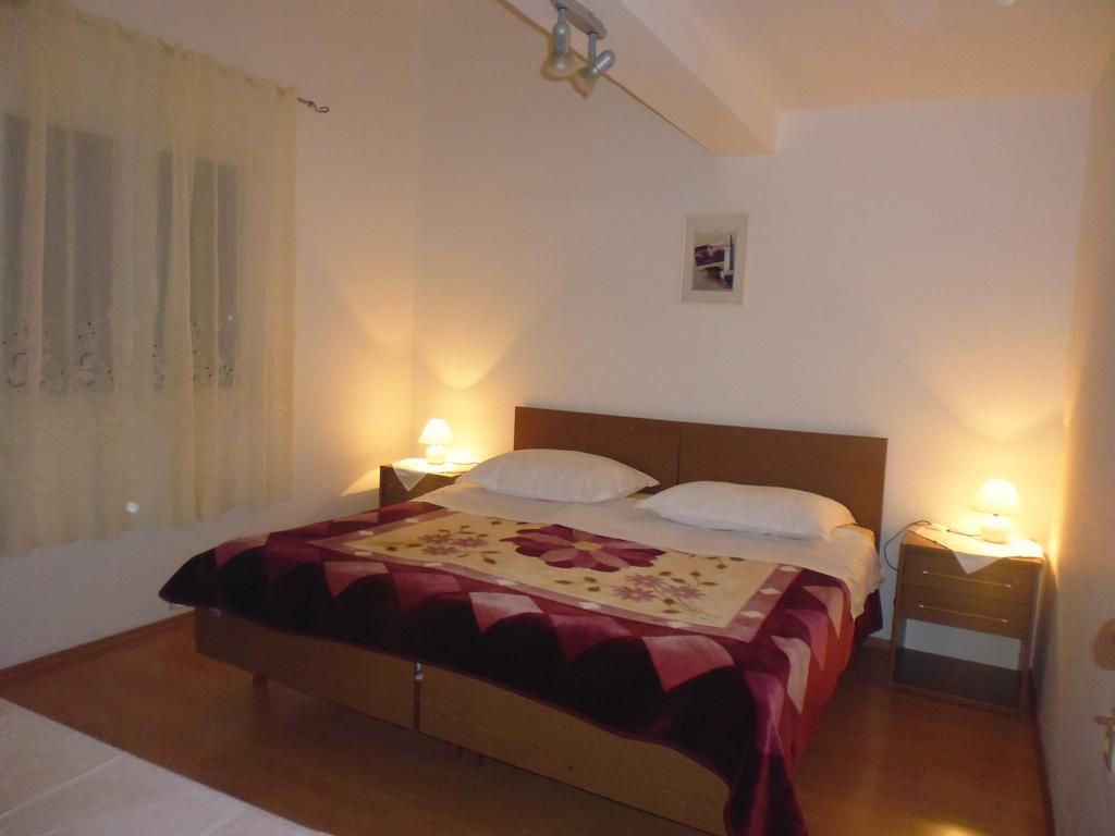Apartments Jadranka Povile Novi Vinodolski Rom bilde